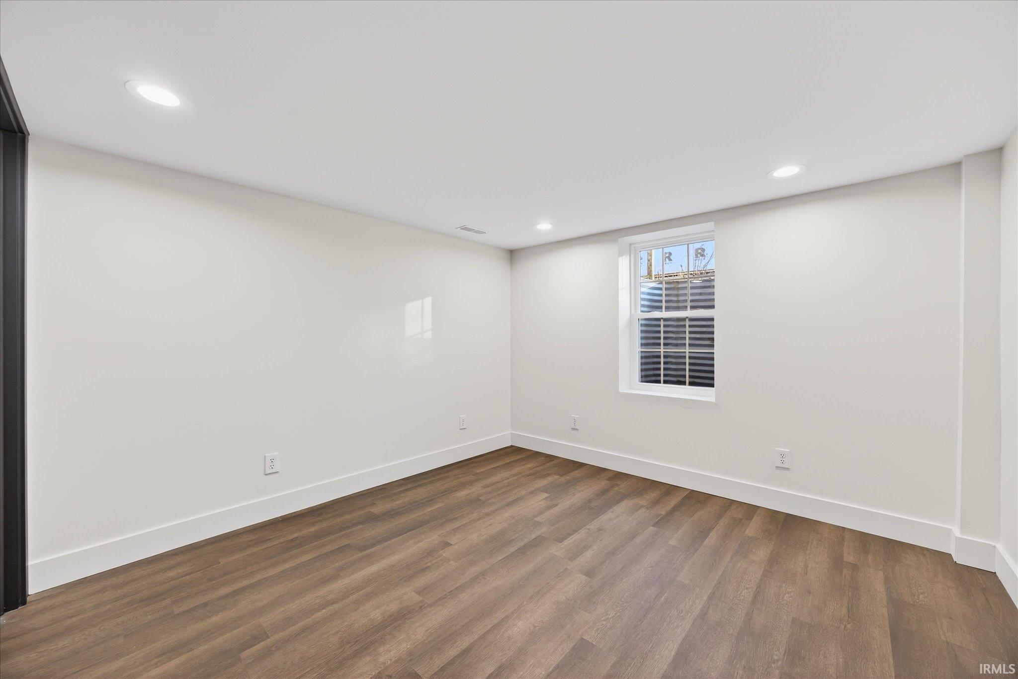 576 North Hartstrait Road Bloomington, IN 47404 - Photo 22 of 36