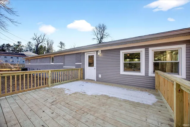 $474,900 | 576 North Hartstrait Road, Bloomington, IN 47404