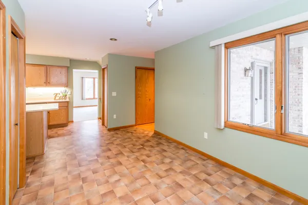 $420,000 | 327 Cottonwood Lane, Saline, MI 48176