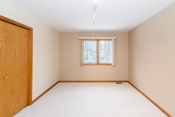 $420,000 | 327 Cottonwood Lane, Saline, MI 48176