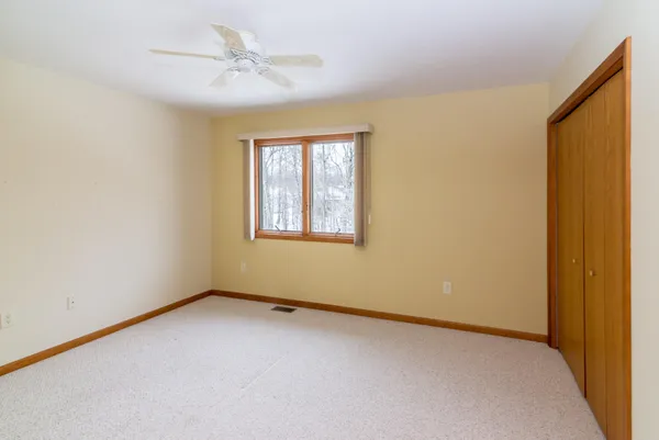 $420,000 | 327 Cottonwood Lane, Saline, MI 48176