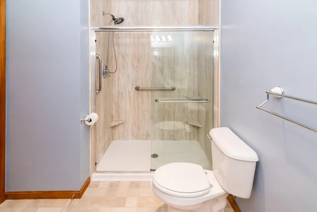 $425,000 | 327 Cottonwood Lane, Saline, MI 48176