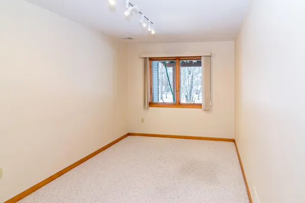 $420,000 | 327 Cottonwood Lane, Saline, MI 48176