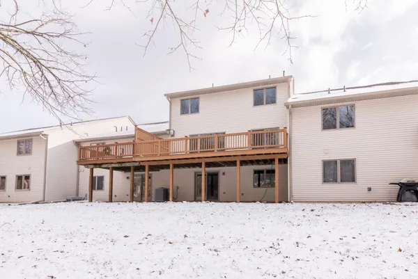 $420,000 | 327 Cottonwood Lane, Saline, MI 48176