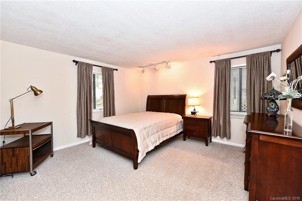 5059 Suwarrow Circle Tega Cay, SC 29708 - Photo 18 of 33 Gallery Image 18