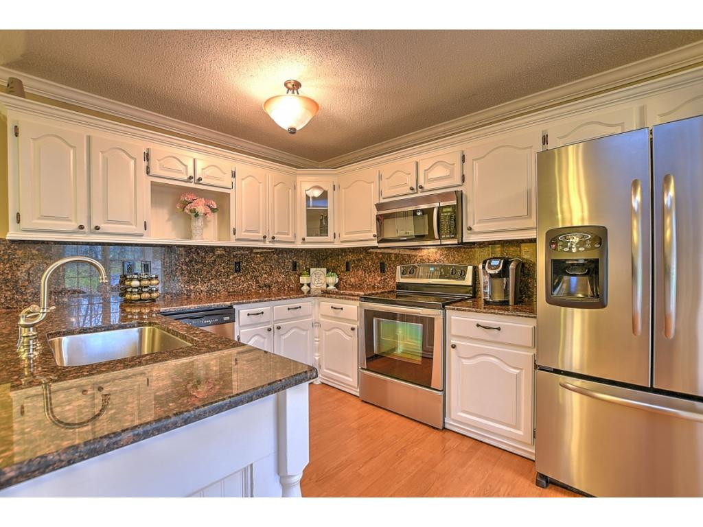 154 Young Road Johnson City, TN 37604 - Photo 8 of 21 Photo 8