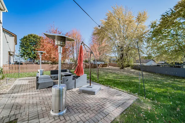 a outdoor space with lots of water and furniture