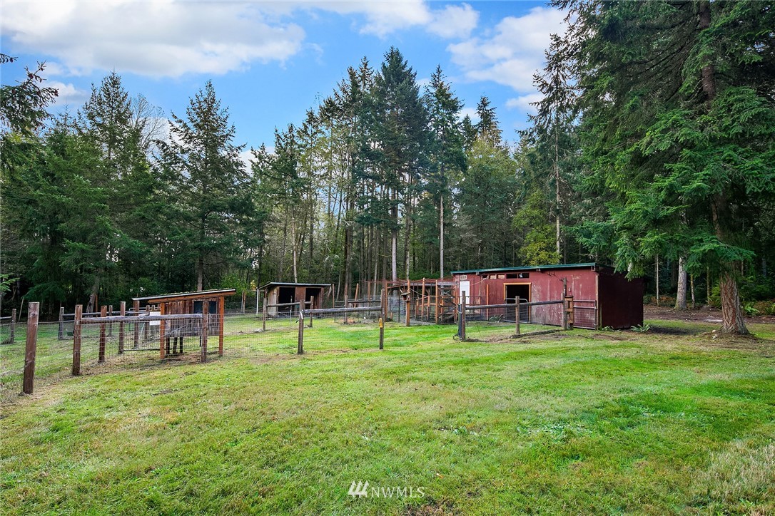 14012 Southwest Reddings Beach Road Vashon, WA 98070 - Photo 31 of 35 Gallery Image 31