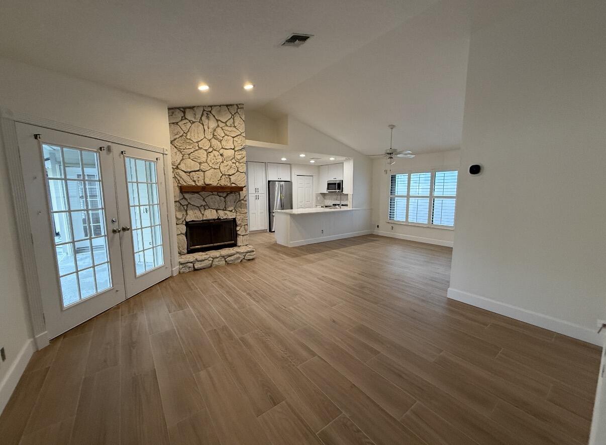 6208 Michael Street Jupiter, FL 33458 - Photo 31 of 60 Family/Dining Room
