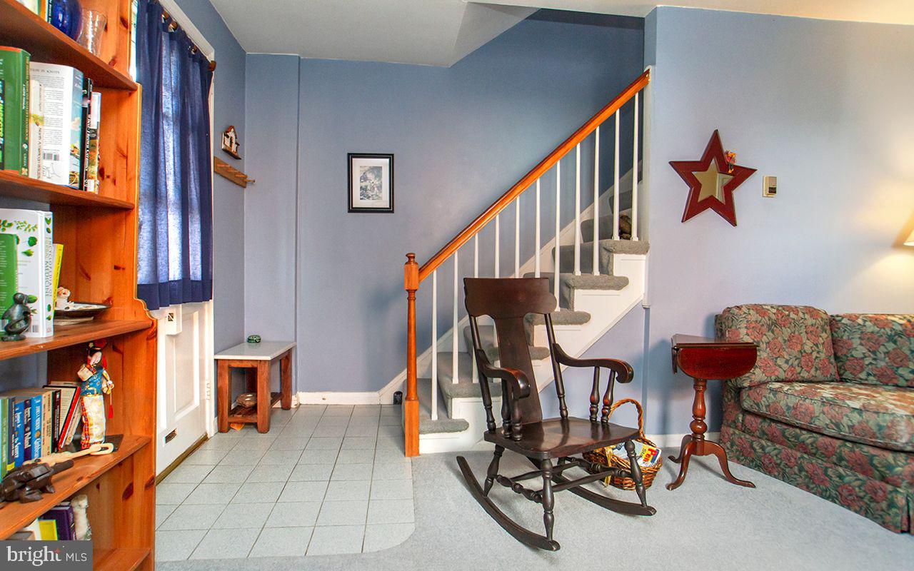 8324 Ridgely Oak Road Parkville, MD 21234 - Photo 13 of 36 Ceramic Tile Entry