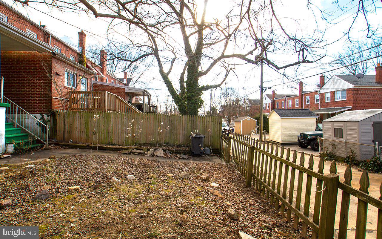 8324 Ridgely Oak Road Parkville, MD 21234 - Photo 32 of 36 Rear Yard Fenced