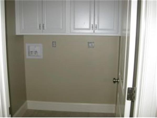 4 Stillwater Road, Unit 4 Windham, NH 03087 - Photo 8 of 8