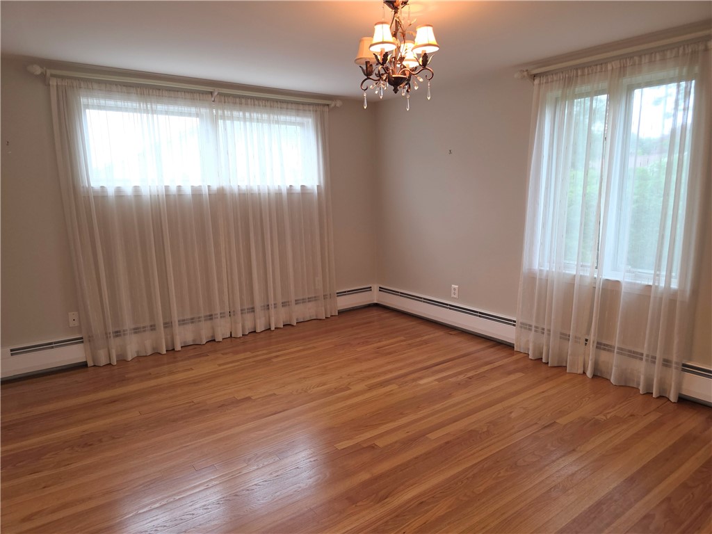 40 Russet Way Cranston, RI 02920 - Photo 12 of 35