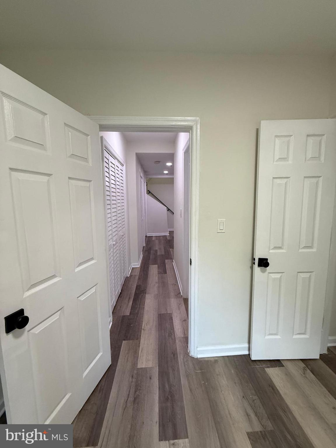 516 Columbus Road Burlington, NJ 08016 - Photo 5 of 12 a view of a hallway with wooden floor