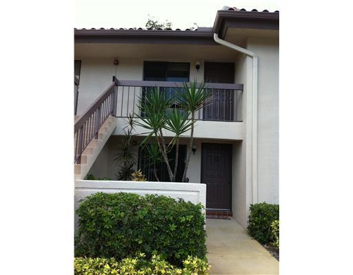 5151 West Club Circle, Unit 202 Boca Raton, FL 33487 - Photo 1 of 8 EXTERIOR