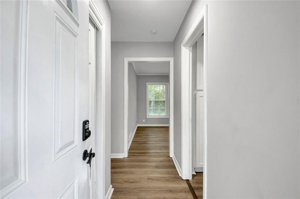 431 Pineridge Road Forest Park, GA 30297 - Photo 4 of 24