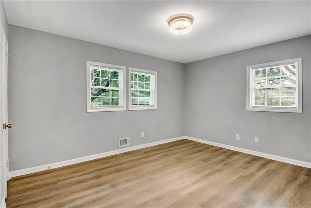 431 Pineridge Road Forest Park, GA 30297 - Photo 8 of 24