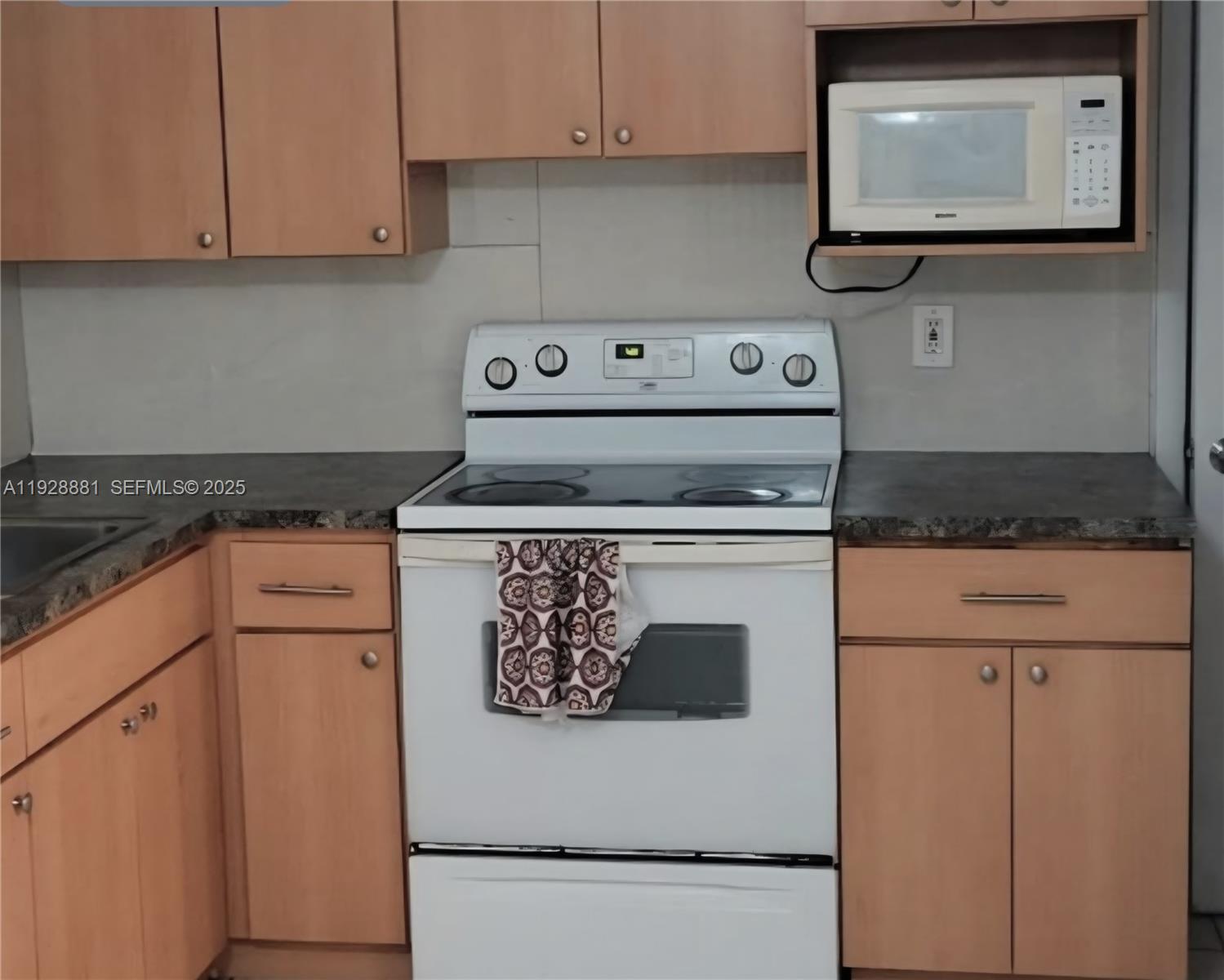 2245 Northwest 3rd Street, Unit B Miami, FL 33125 - Photo 4 of 21