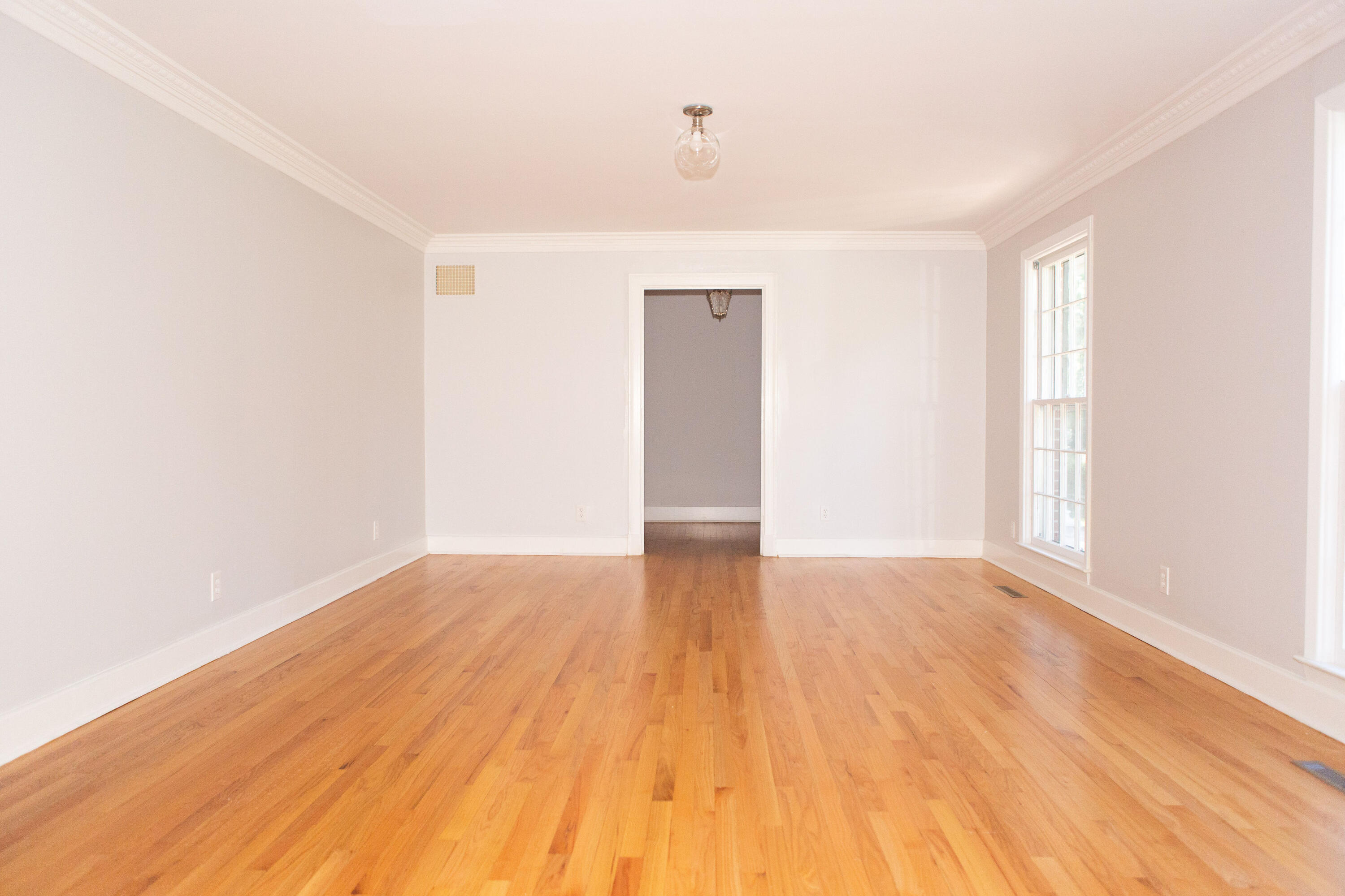 607 Churchill Road Walterboro, SC 29488 - Photo 22 of 56 Formal living