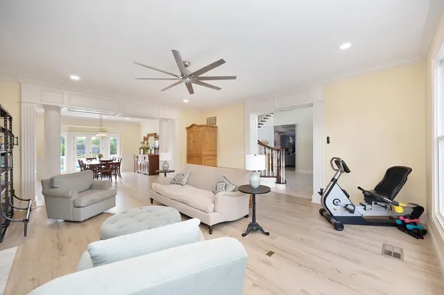 $2,245,000 | 2722 Latham Drive, Sacramento, CA 95864