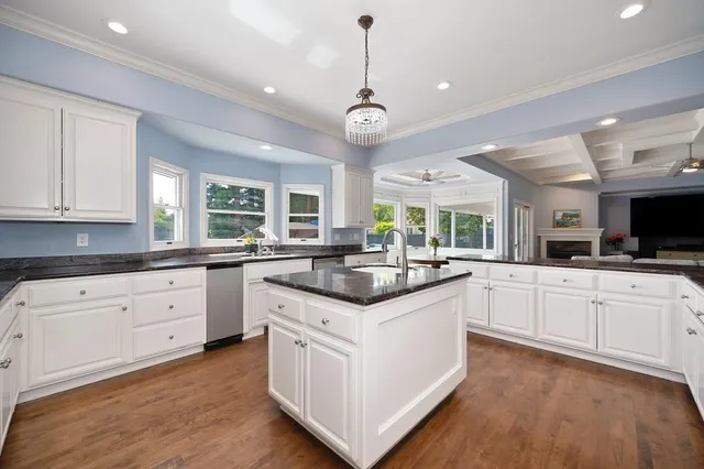 $2,245,000 | 2722 Latham Drive, Sacramento, CA 95864