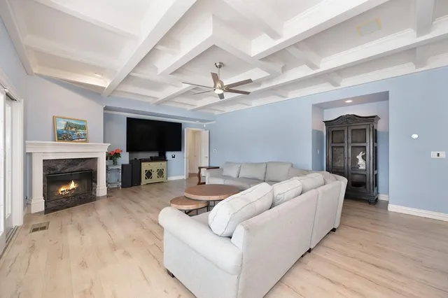 $2,245,000 | 2722 Latham Drive, Sacramento, CA 95864