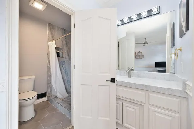 $2,245,000 | 2722 Latham Drive, Sacramento, CA 95864