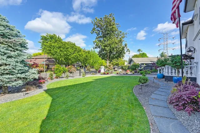 $2,245,000 | 2722 Latham Drive, Sacramento, CA 95864