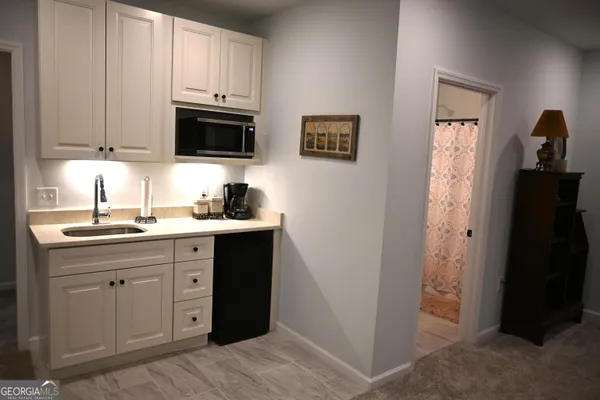 $884,900 | 1761 Turtle Pond Drive, Watkinsville, GA 30677