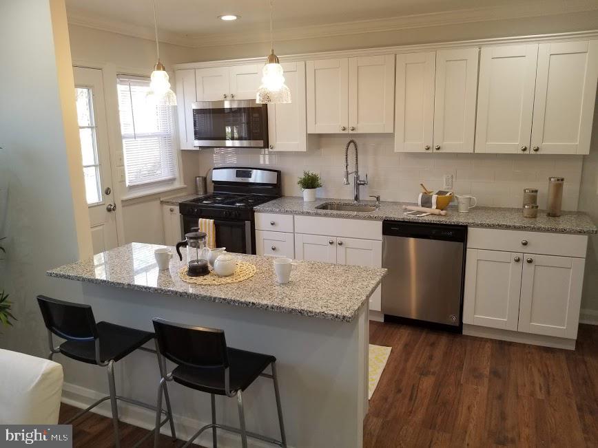 4212 Flowerton Road Baltimore, MD 21229 - Photo 4 of 20