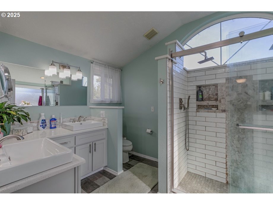 6708 14th Avenue Northeast Keizer, OR 97303 - Photo 22 of 47