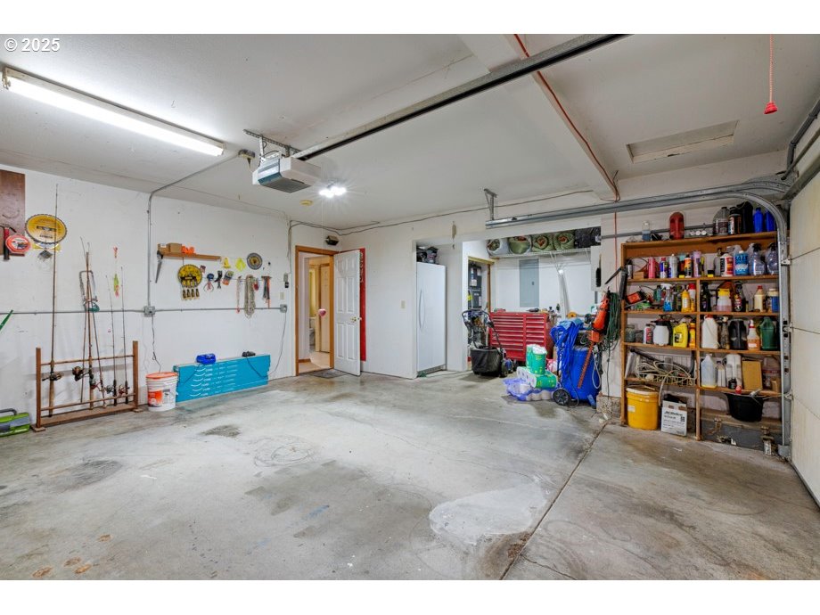 6708 14th Avenue Northeast Keizer, OR 97303 - Photo 30 of 47