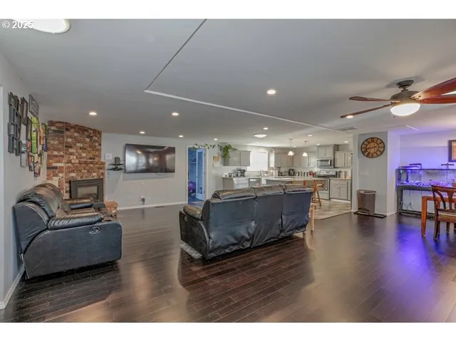 $540,000 | 6708 14th Avenue Northeast, Keizer, OR 97303