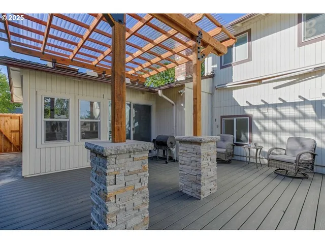 $540,000 | 6708 14th Avenue Northeast, Keizer, OR 97303