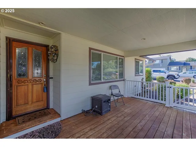 $540,000 | 6708 14th Avenue Northeast, Keizer, OR 97303