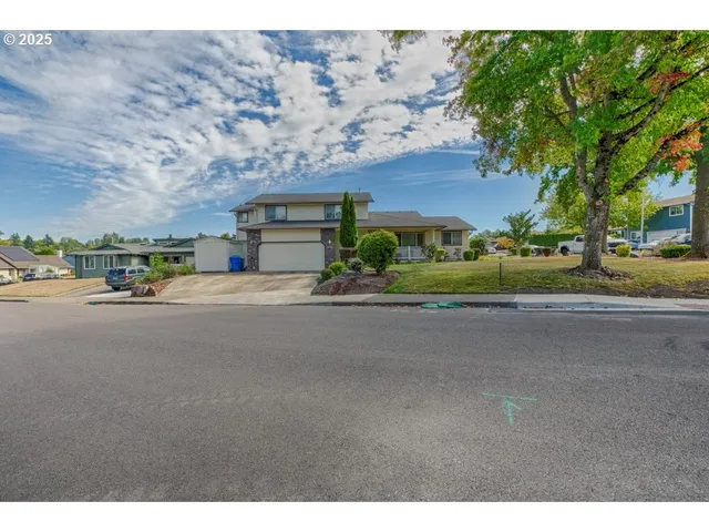 $540,000 | 6708 14th Avenue Northeast, Keizer, OR 97303