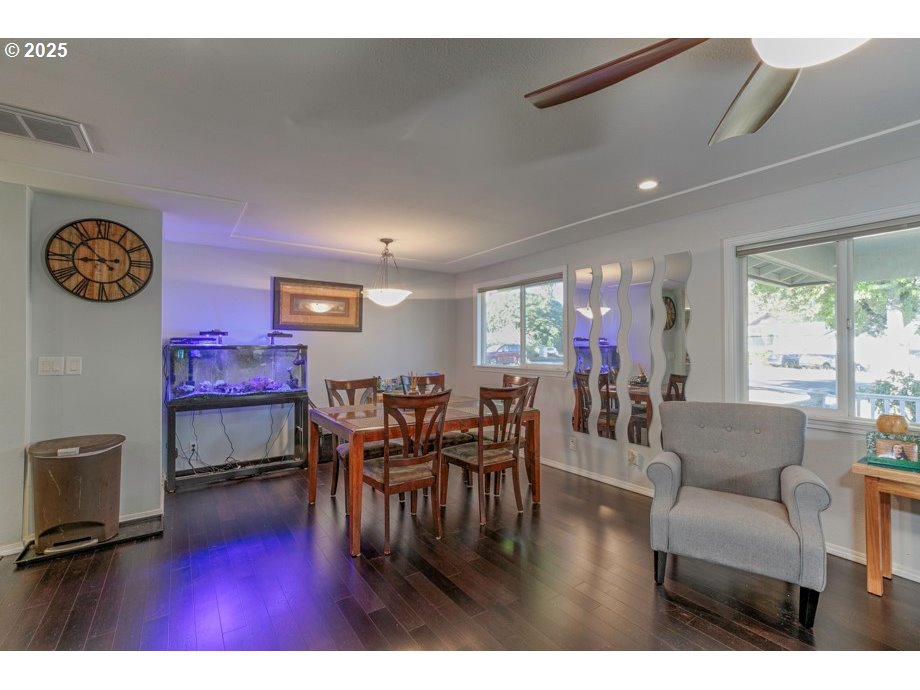 6708 14th Avenue Northeast Keizer, OR 97303 - Photo 5 of 47