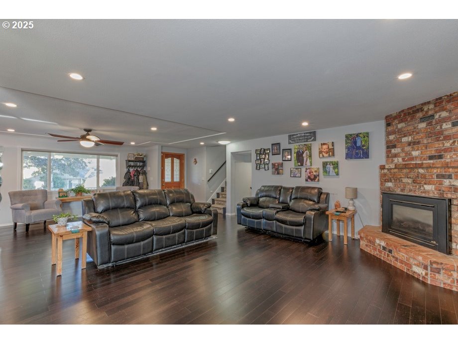 6708 14th Avenue Northeast Keizer, OR 97303 - Photo 6 of 47