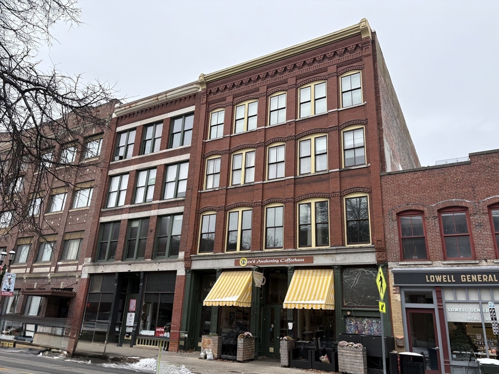 61 Market Street, Unit 3C Lowell, MA 01852 - Photo 1 of 16