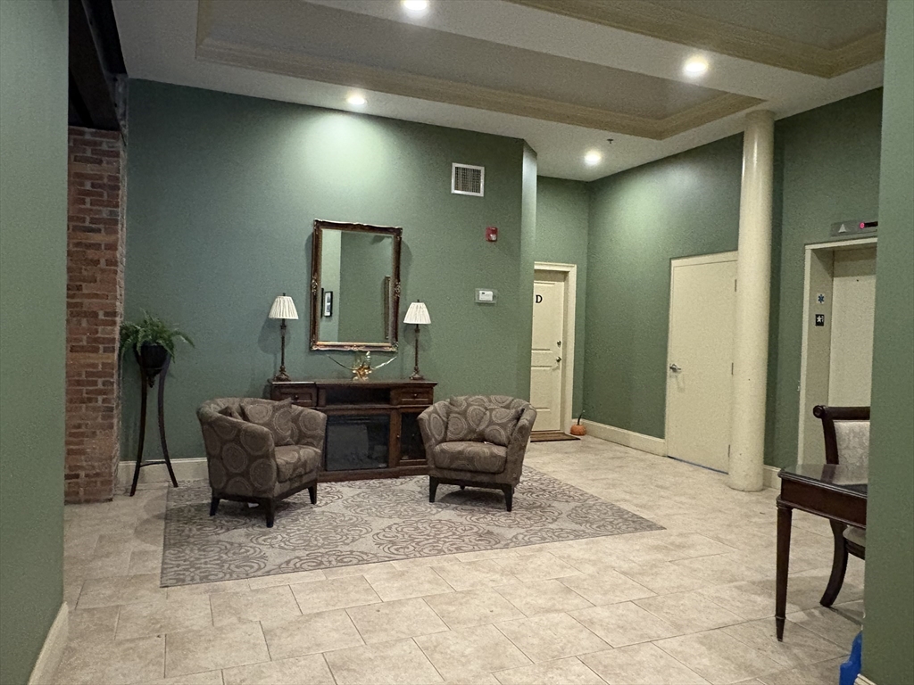 61 Market Street, Unit 3C Lowell, MA 01852 - Photo 4 of 16