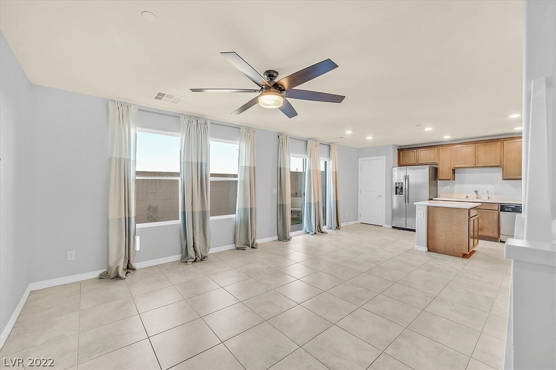 294 Rain Quail Way Henderson, NV 89012 - Photo 3 of 28