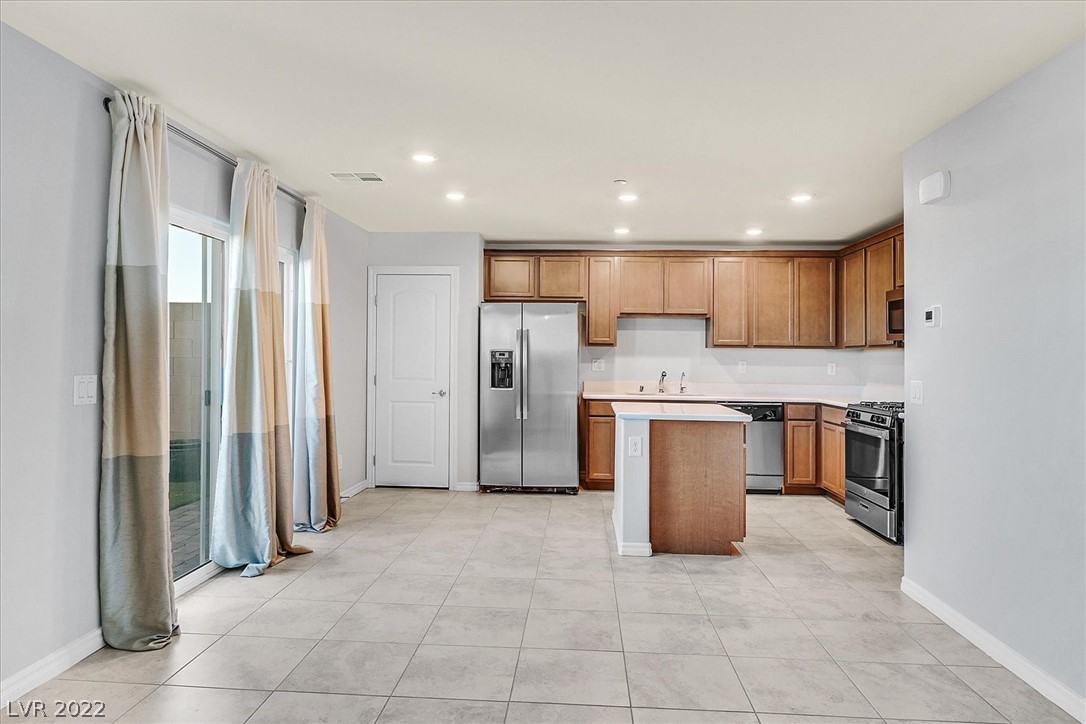 294 Rain Quail Way Henderson, NV 89012 - Photo 4 of 28