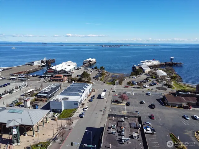 $1,000 | 222 North Lincoln Street, Unit 107, Port Angeles, WA 98362