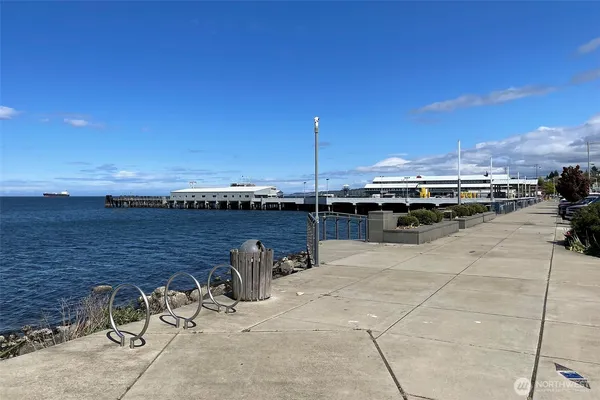 $1,000 | 222 North Lincoln Street, Unit 107, Port Angeles, WA 98362