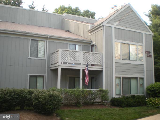 2287 Hunter's Run Drive, Unit 2287 Reston, VA 20191 - Photo 22 of 22 Exterior (Front)