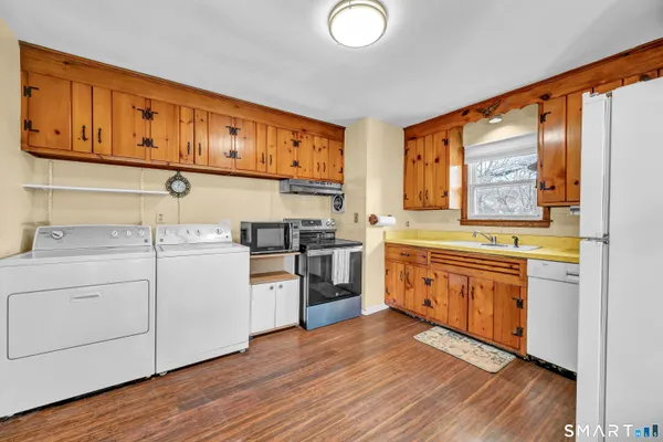 $439,000 | 64 Golden Hill Road, Danbury, CT 06811