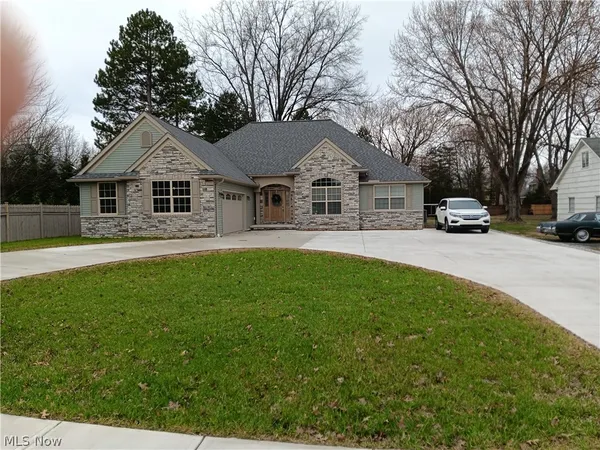 $700,000 | 2366 Bradley Road, Westlake, OH 44145