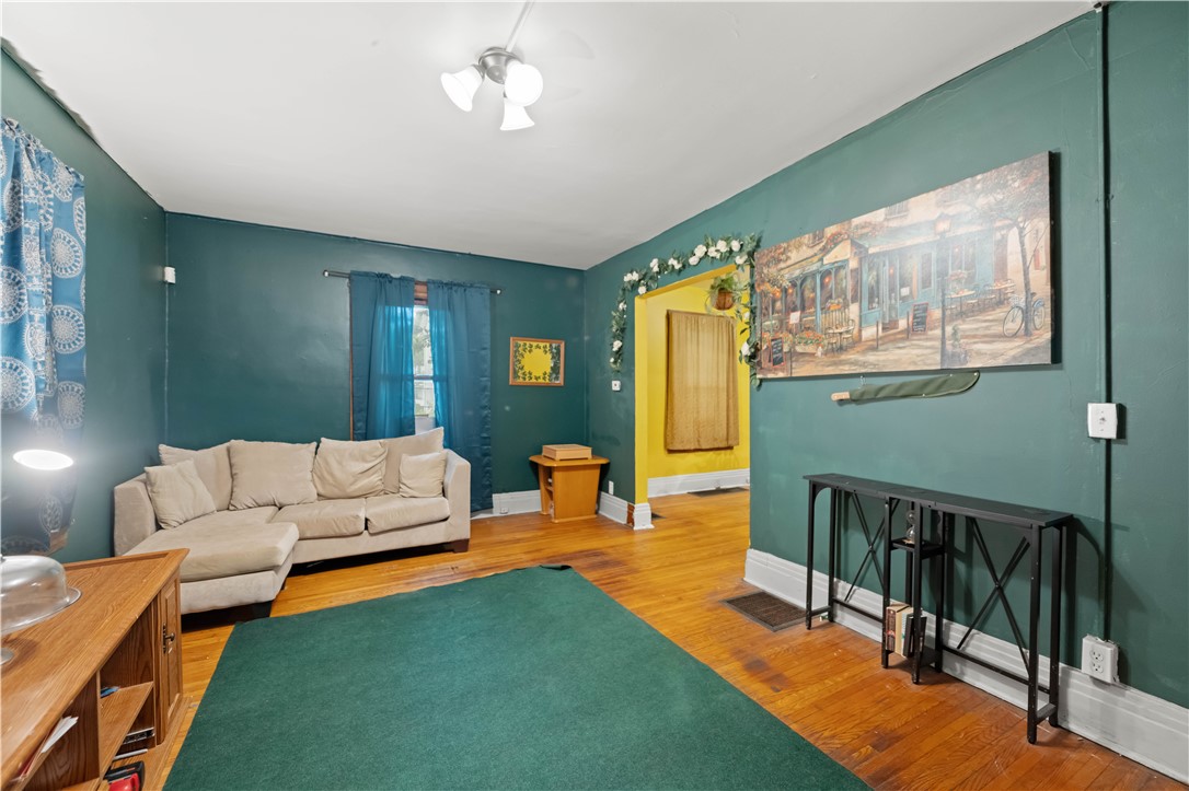 48 Garnet Street Rochester, NY 14609 - Photo 4 of 22