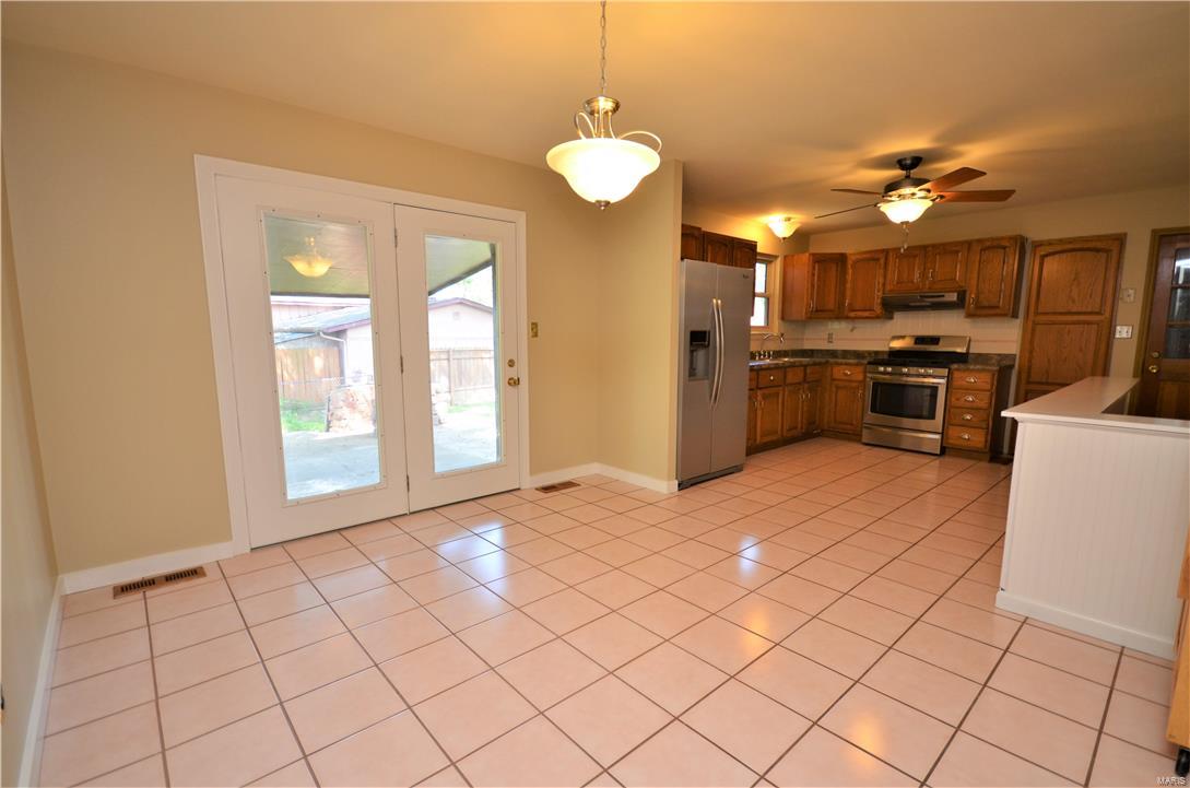 9 Greengage Rd Street St. Peters, MO 63376 - Photo 3 of 15