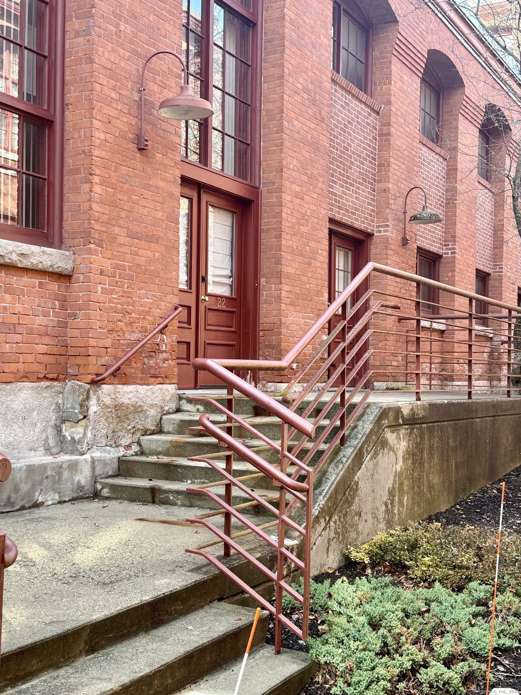 839 Main Street, Unit 22 Torrington, CT 06790 - Photo 13 of 17 front view of a building